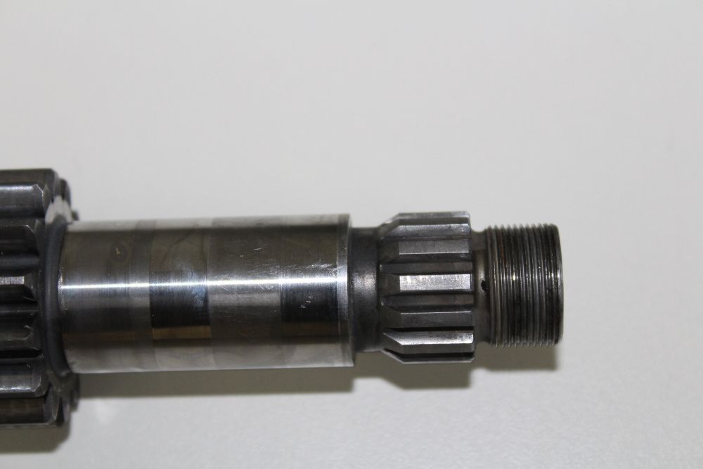 3 YAMAHA YZF 450 wałek zdawczy tryb zębatka skrzyni