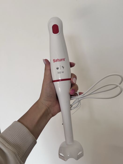 Saturn блендер новий