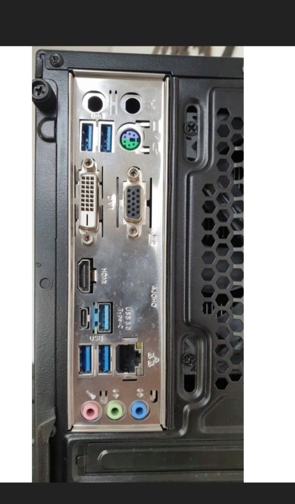 Komputer GTX 1060 6gb plus monitor