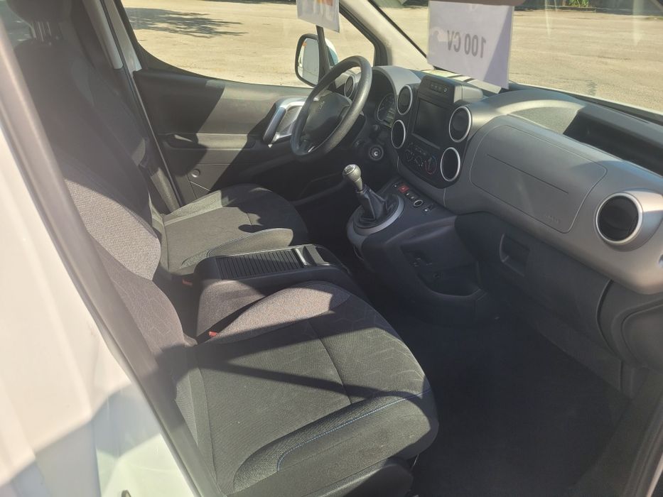 Peugeot partner tepee ,1.6 hdi,  possivel retoma. 5 lugares