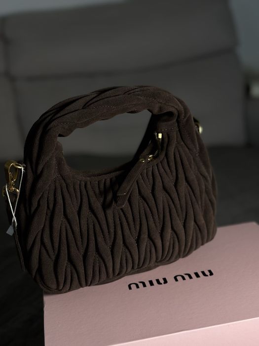 Torebka miumiu brązowa