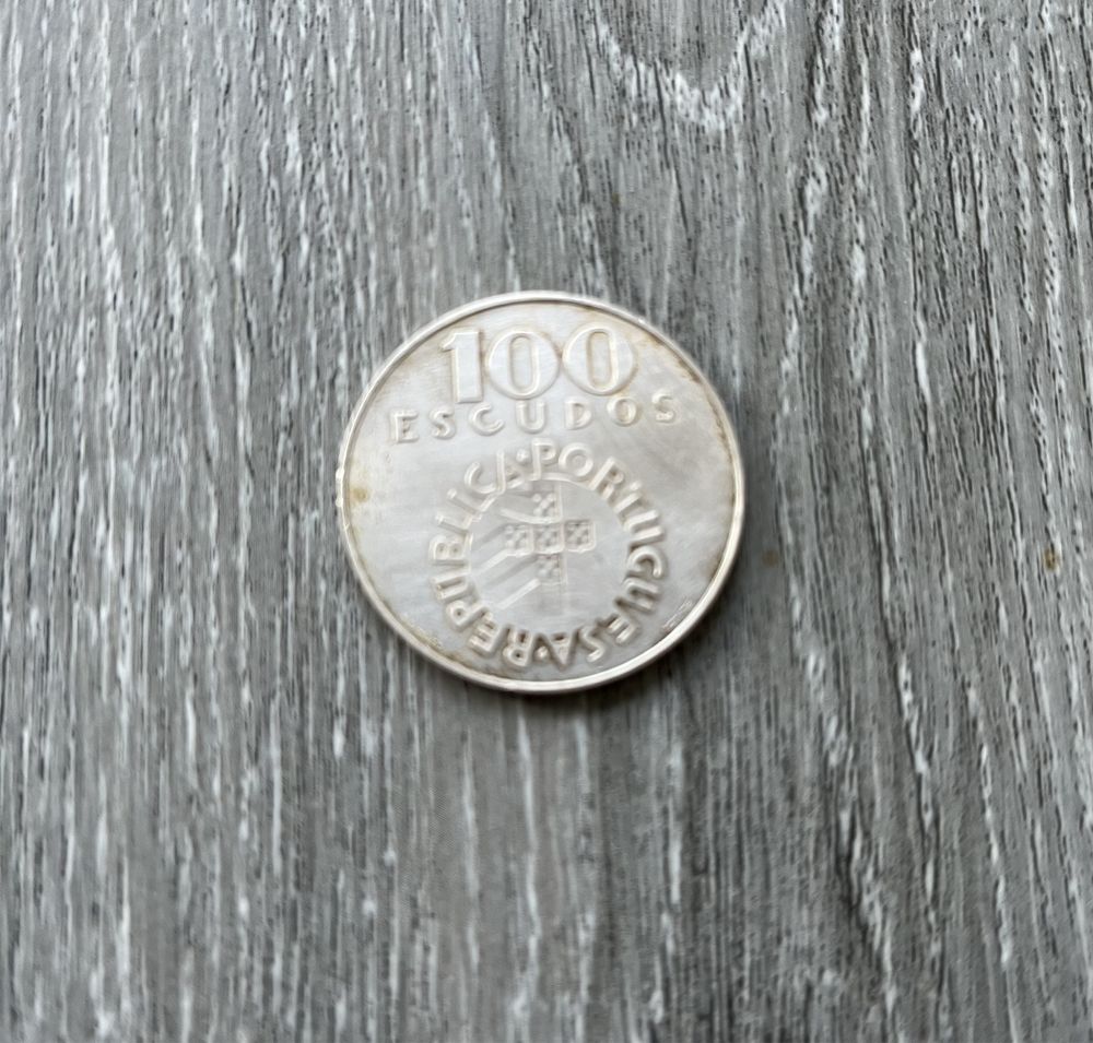 2 moedas de colecao do 25Abril de 1974