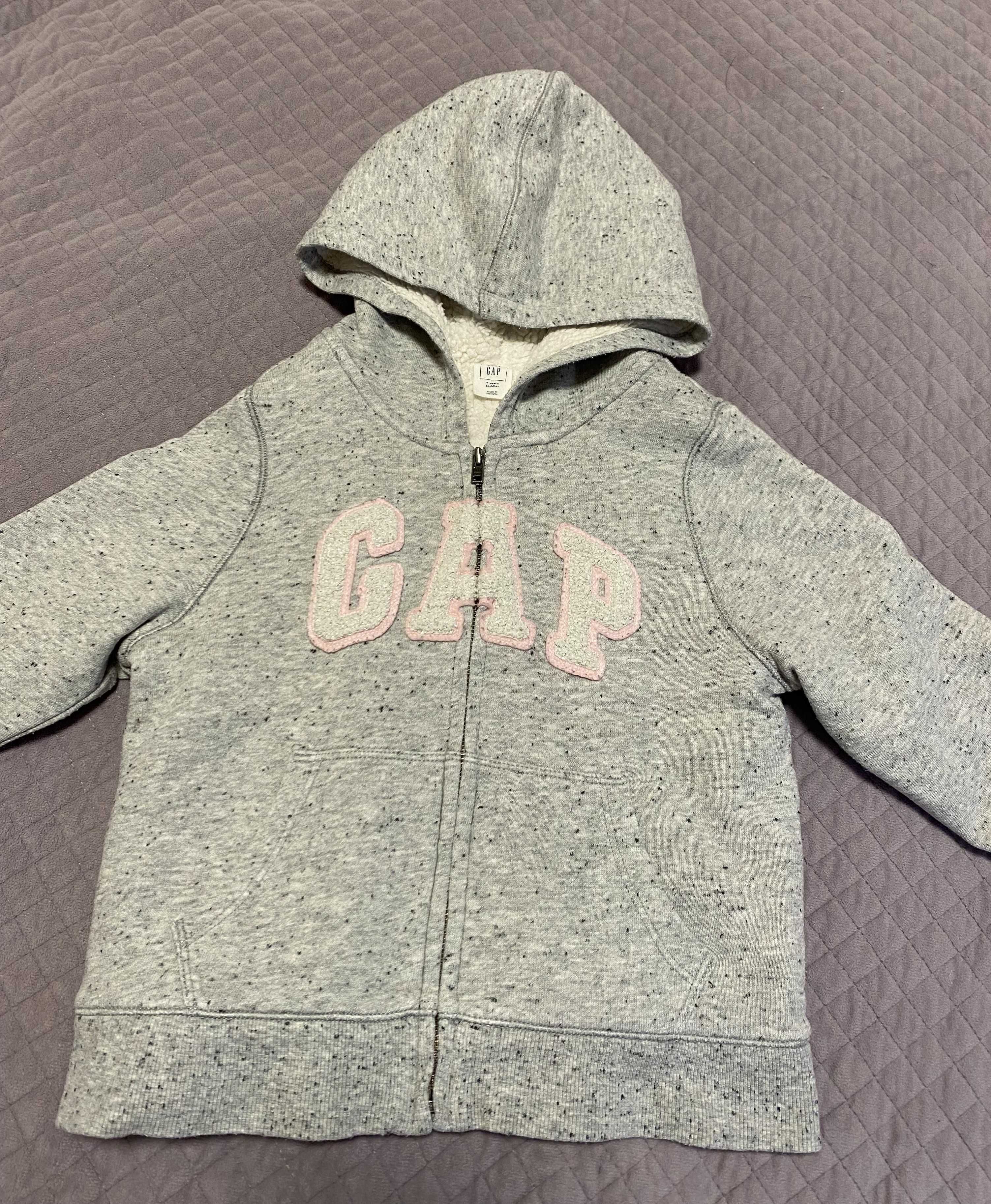 Bluza GAP ocieplana z kapturem