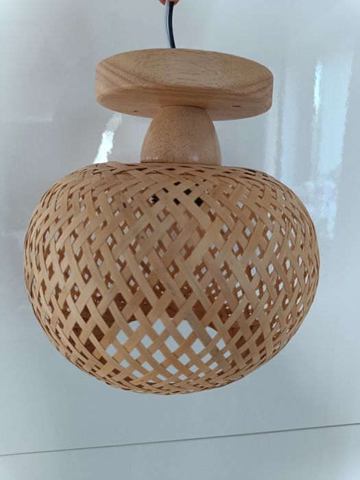 Lampa bambusowa, Temu