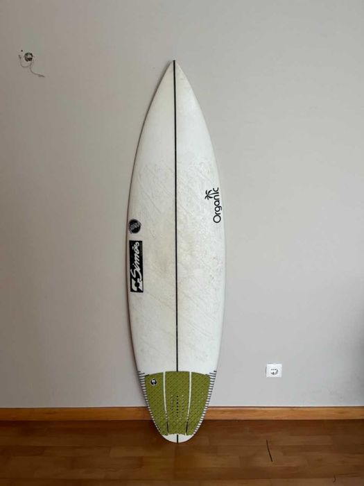 Pack com 7 Pranchas de Surf por €450 (inclui todas as pranchas)