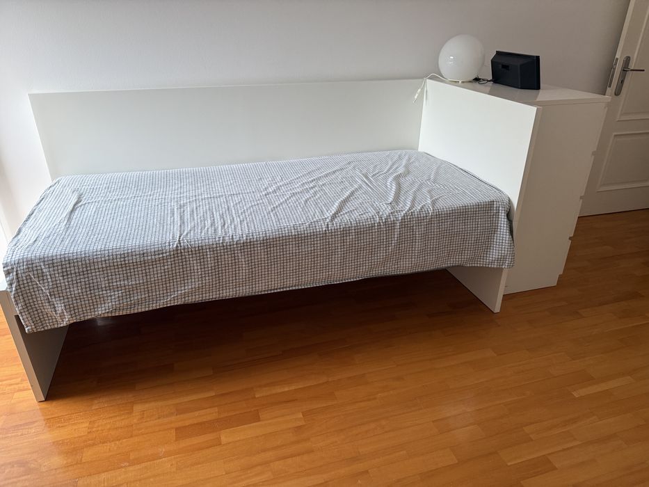 Cama individual Ikea - bom estado