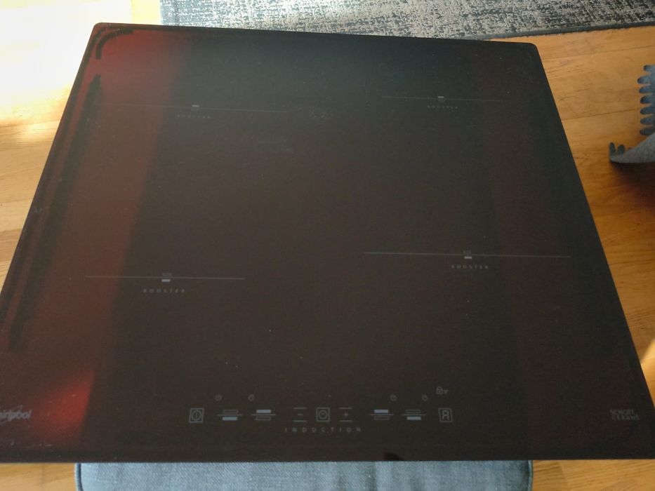 Szkło płyty indukcyjnej Whirlpool