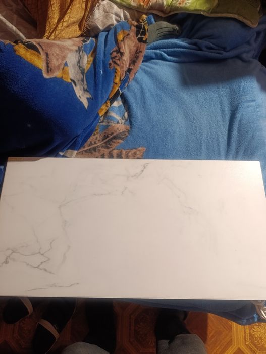 Продам електрообігрівач навісний