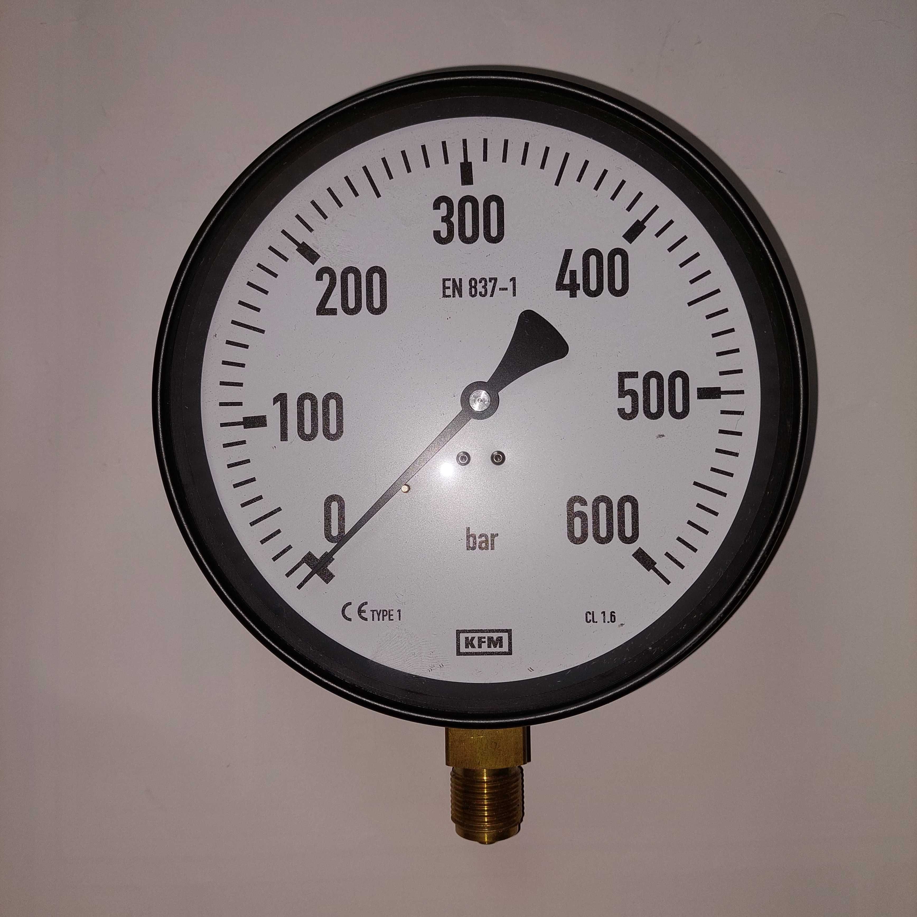 Manometr tarcza fi 160mm  600 BAR  KFM - WIKA nowy