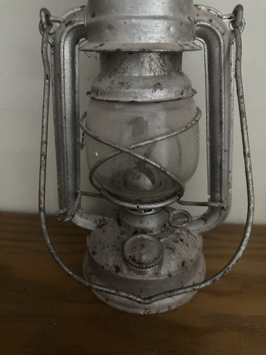 Candeeia a petróleo antiga