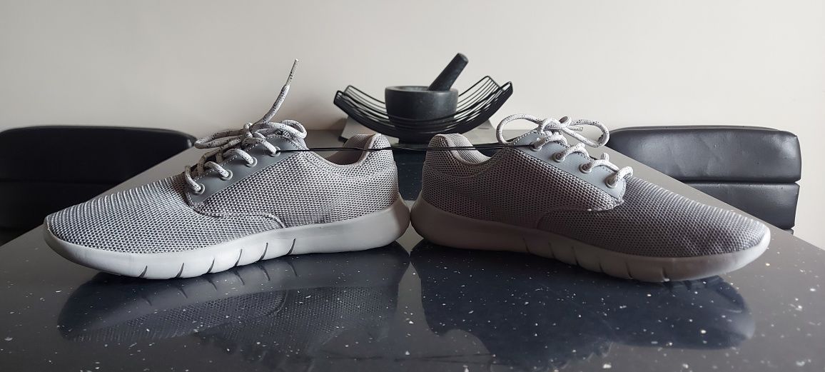 Buty sportowe, szare rozmiar 41 Primark Workout długość wkładki 27 cm