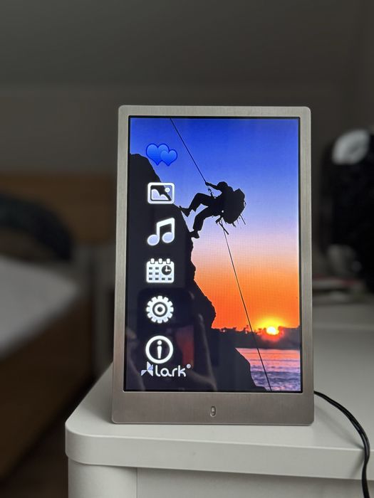 Ramka cyfrowa 8 cali  Lark