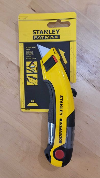 Новий Будівельний ніж STANLEY FATMAX з висувним лезом