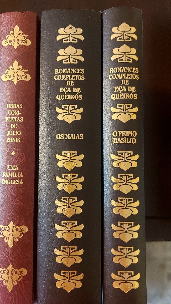Livros encadernados