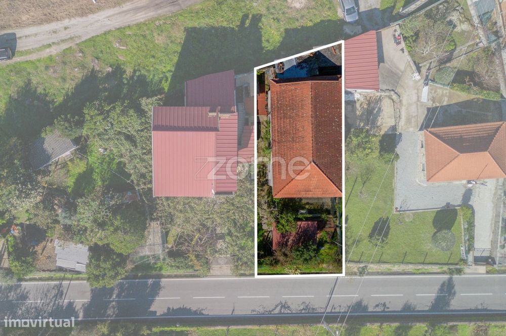 Terreno, com edificação - Ameixede, Eja / Entre-os-Rios
