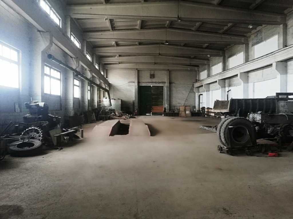 Продам діючу базу в місті Вінниця. Землю приватизовано 2.5 гектарів.