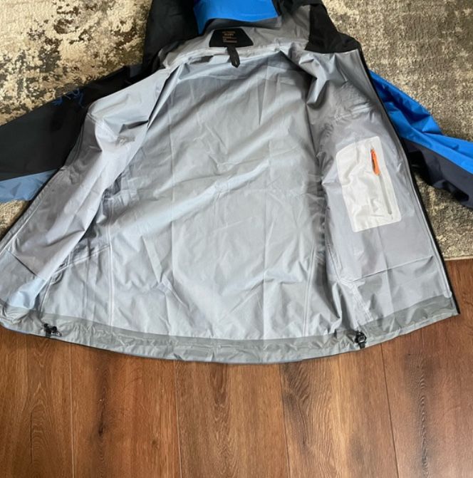 куртка arcteryx на gore-tex