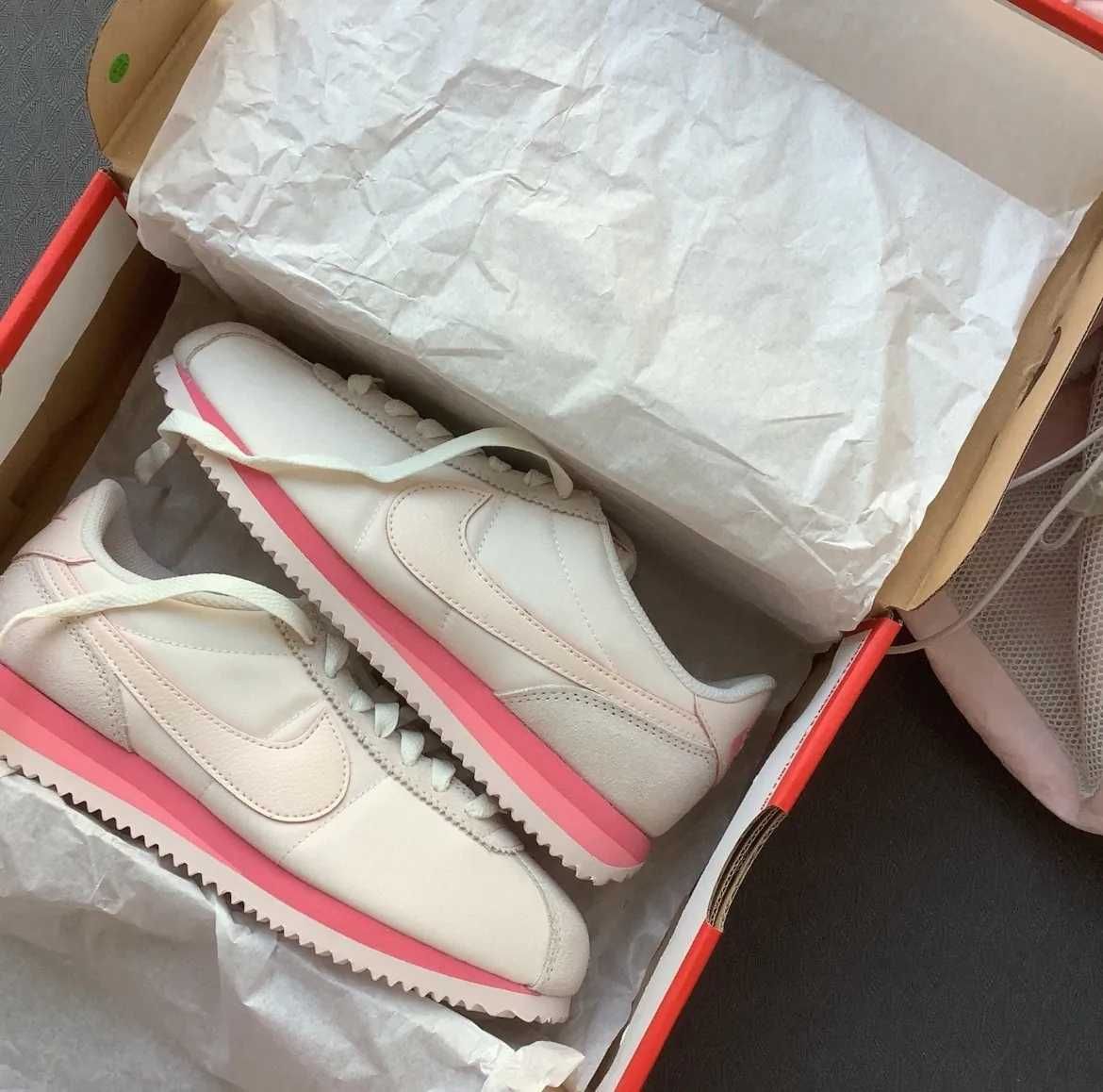 Nike Cortez Light Soft Pink