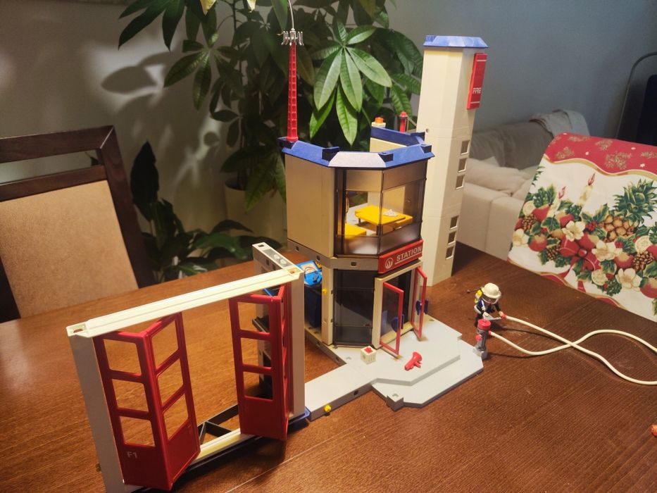 Remiza strażacka Playmobil 4-10 lat