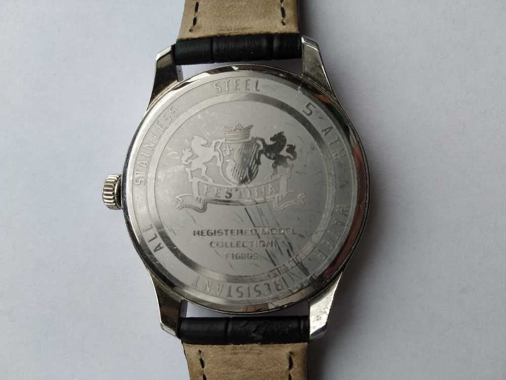 Елегантний жіночий наручний годинник Festina F16805/2