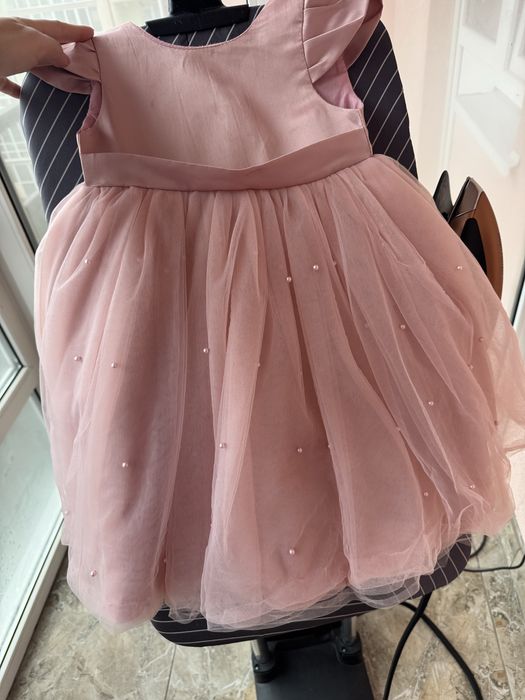 Чудова, святкова сукня