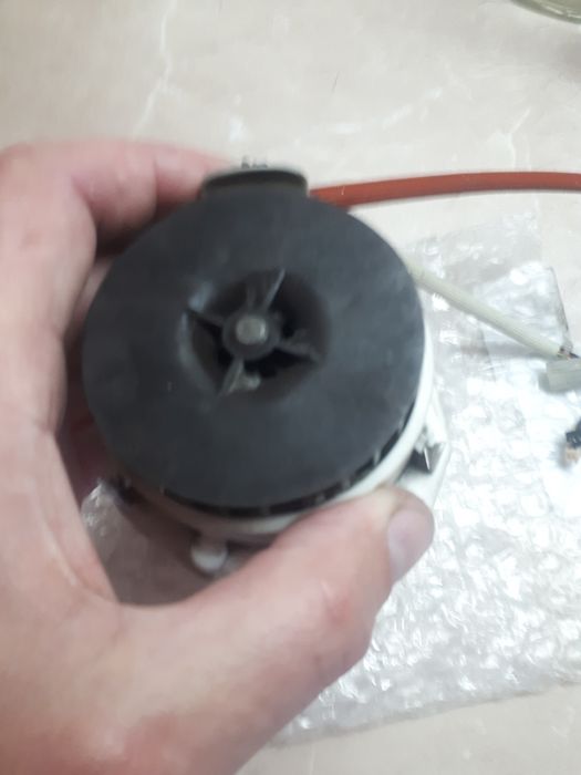Продам мотор кухонного комбайна kenwood