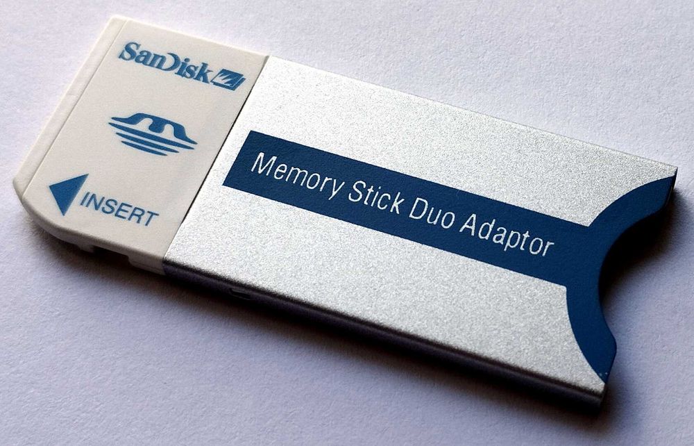 Adapter karta Memory Stick ProDuo na standard Memory Stick Duo