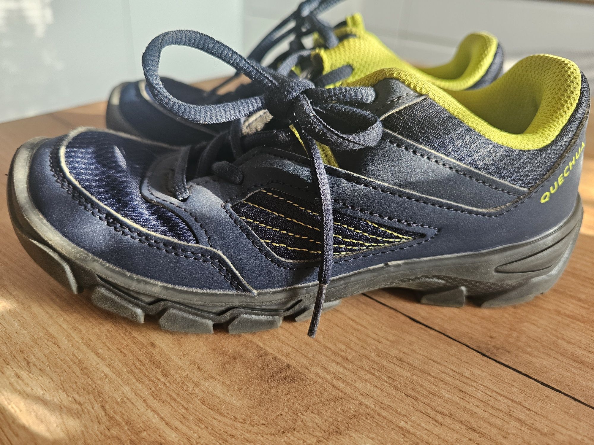 Buty trekkingowe górskie dla chlopca Quechua stan bdb