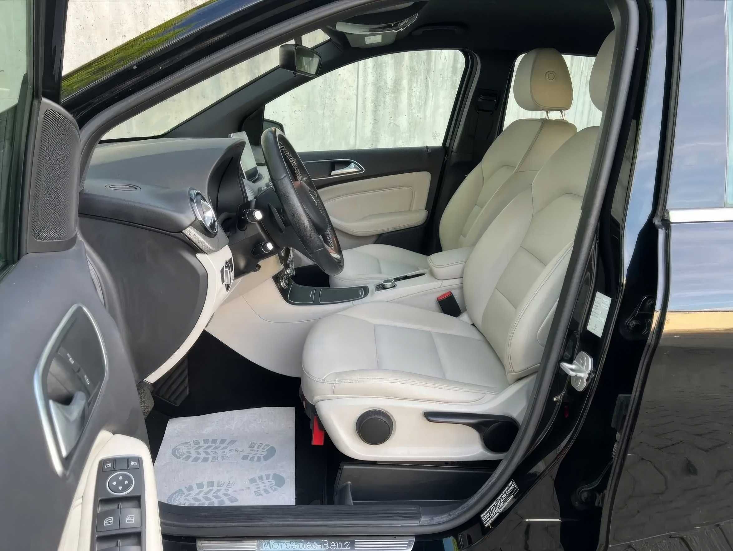 Mercedes-Benz B 200 2016