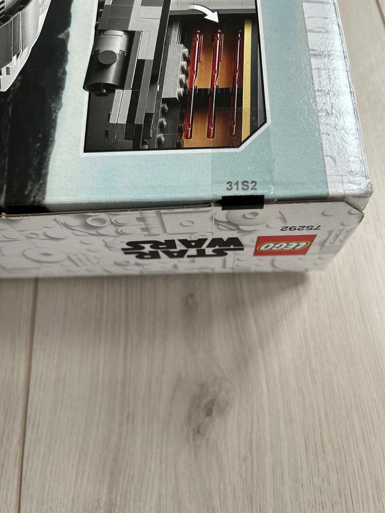 Nowe Lego 75292 „The razor Crest”