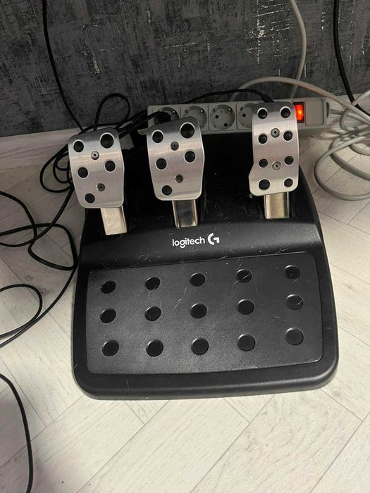 Игровой Руль Logitech G29