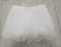 Nowe bermudy z haftem Zara