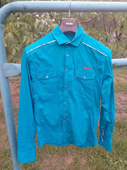 Мужская рубашка с длинным руковом бирюзовая голубая