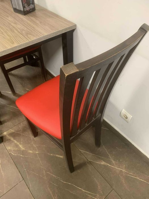 Stół/stoły barowo/restauracyjny wraz z krzesłami