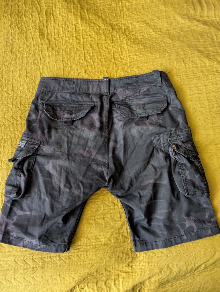 Alpha Industries.Spodnie krótkie, Spodenki rozm. 32