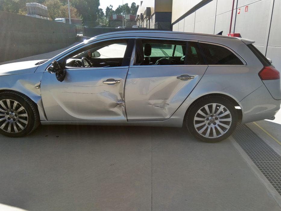 OPEL INSIGNIA A Sports Tourer (G09) - Para Peças