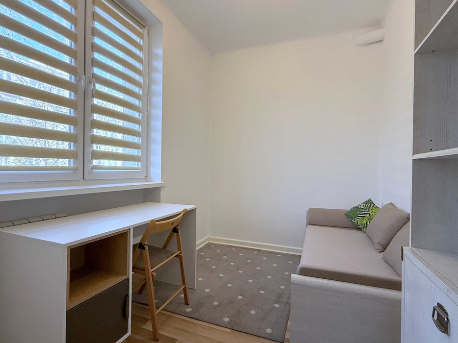 Kompaktowe mieszkanie po remoncie przy Metrze.