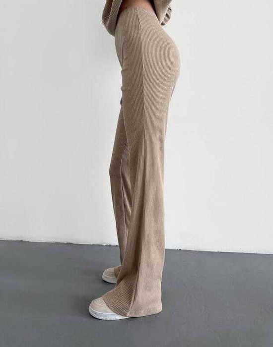 Штаны клеш в рубчик . h&m