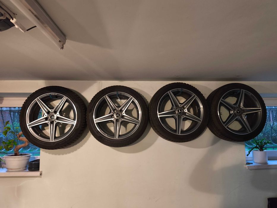 Idealne Felgi AMG 18 cali W 205 z oponami