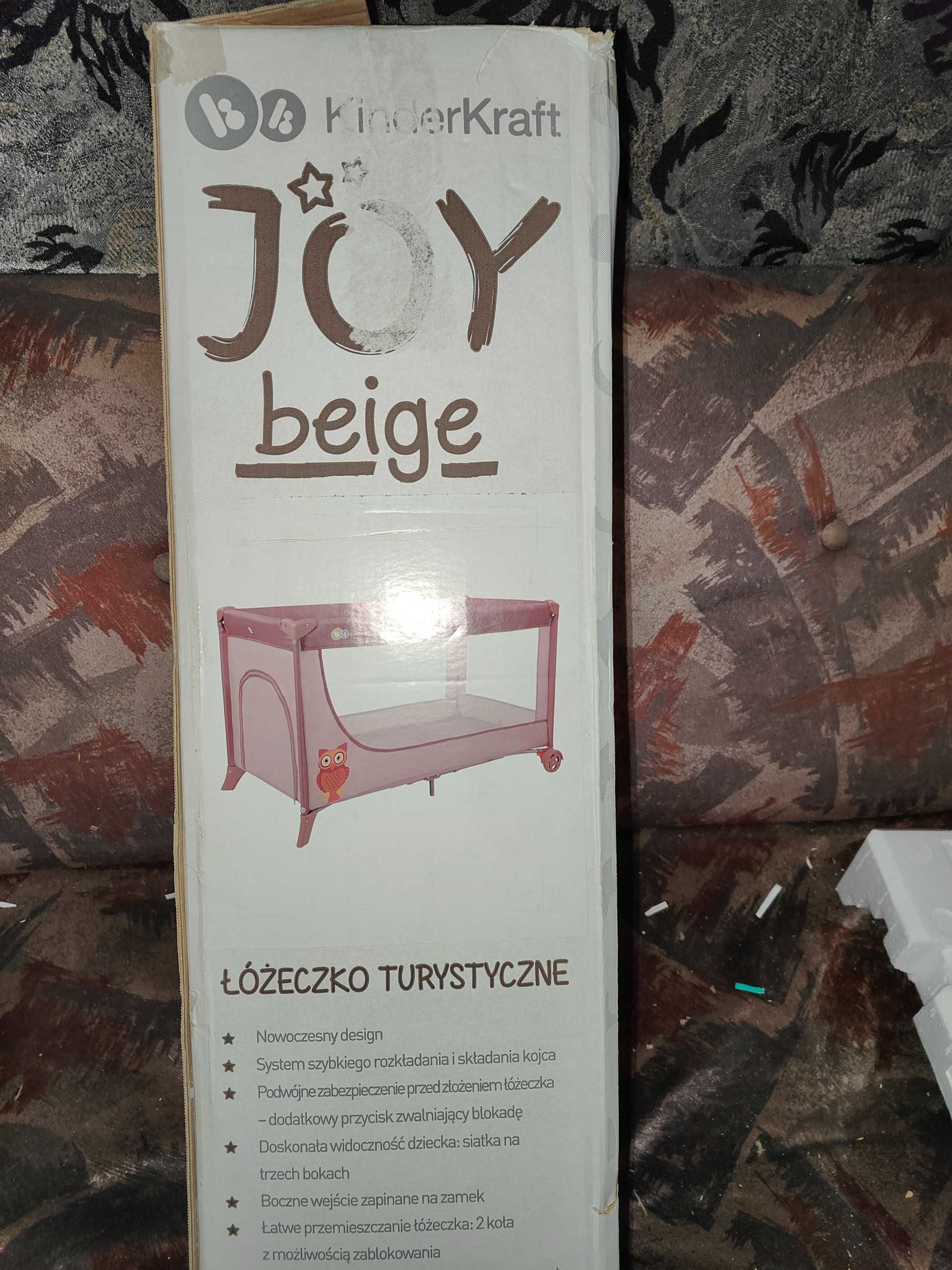 Łóżeczko turystyczne z materacem i pościelą
