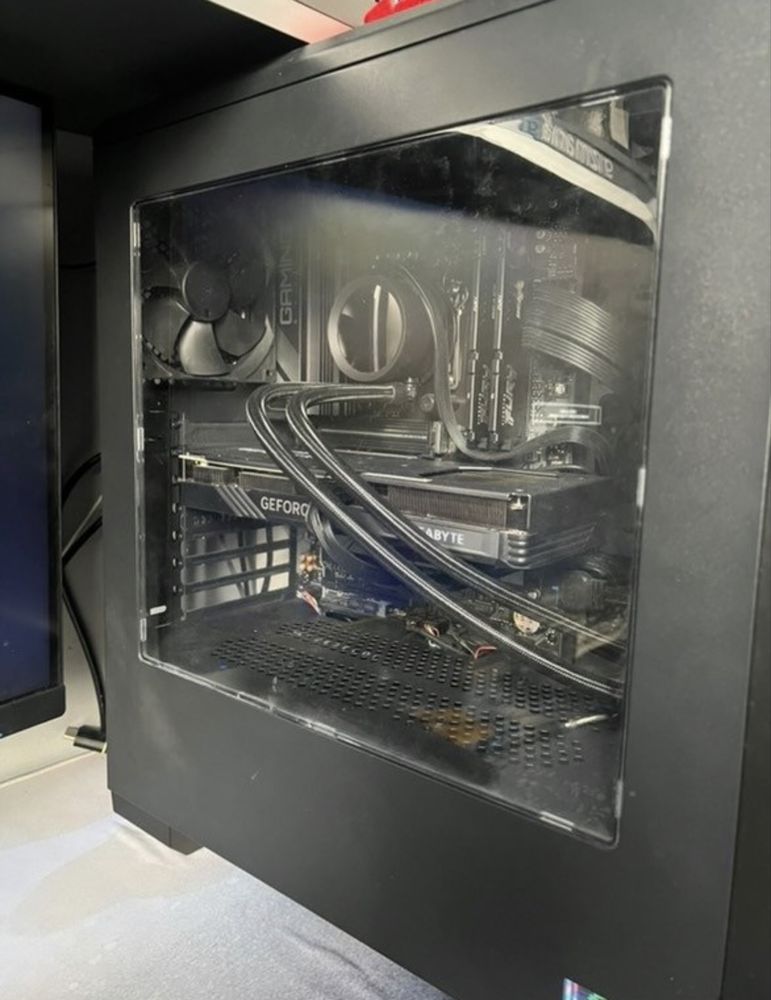 Komputer Gamingowy Ryzen 5 7600 + RTX 4060 + 32GB DDR5