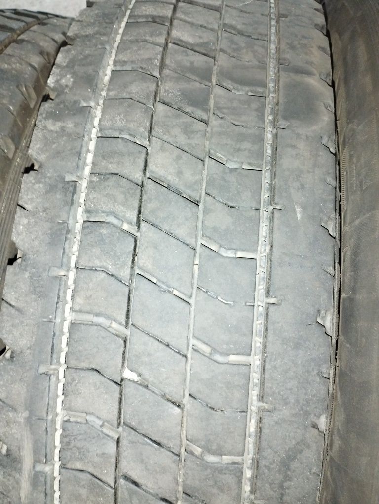 Opony 255/70 R 22,5