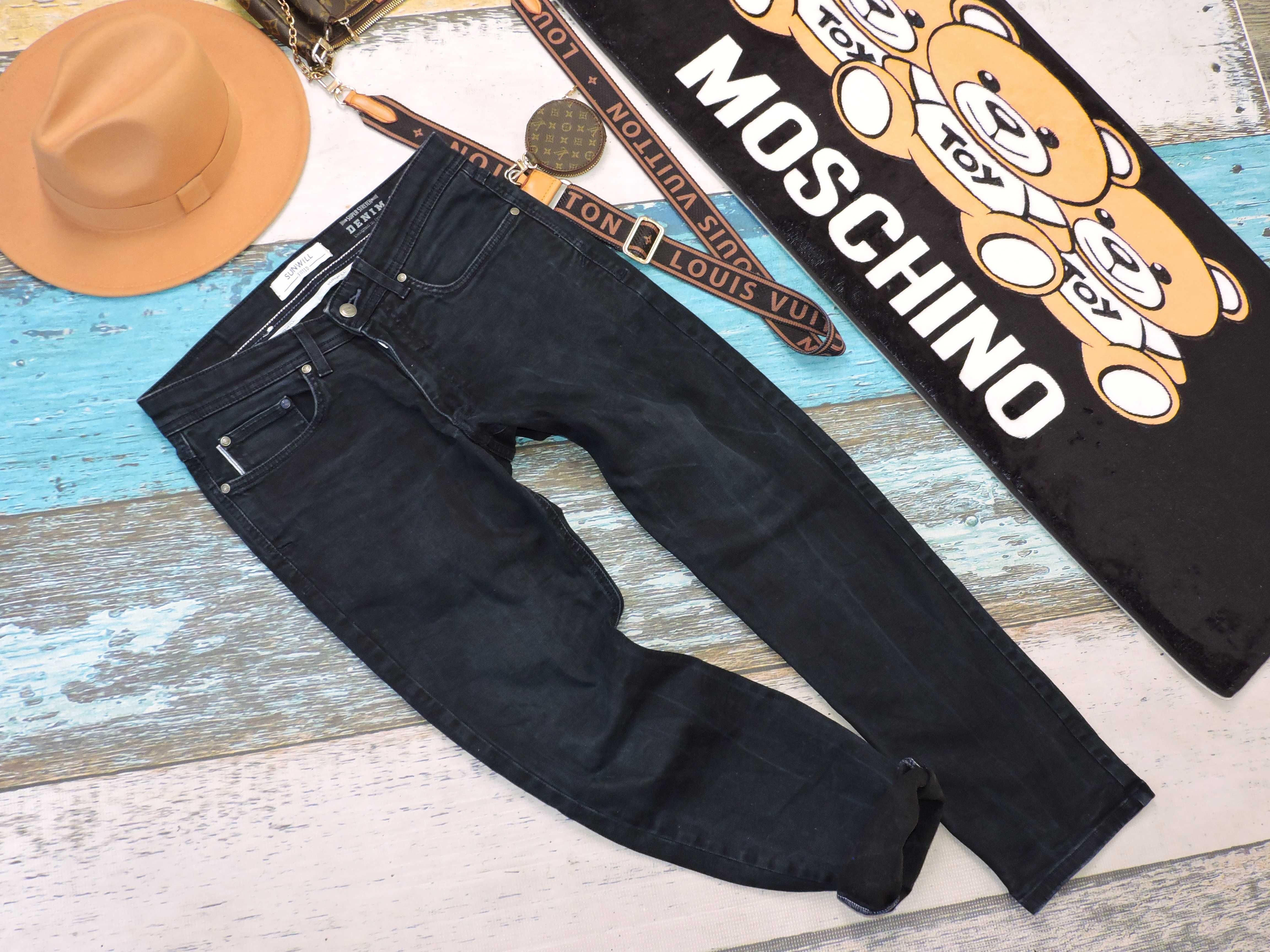 Sunwill Męskie spodnie jeans granat 33/30