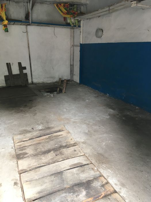 Продам гараж,в хорошем районе