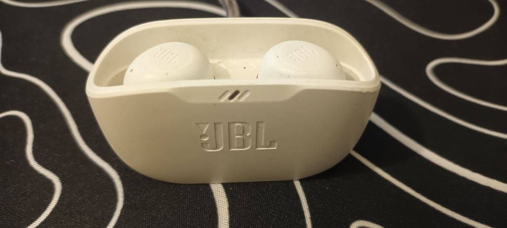 JBL Wave Buds 2 Brancos