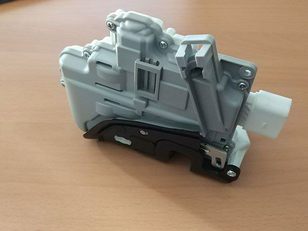 Fechaduras Portas Audi A3 8P A4 B7 A6 C6 A8 Seat Exeo (NOVO)