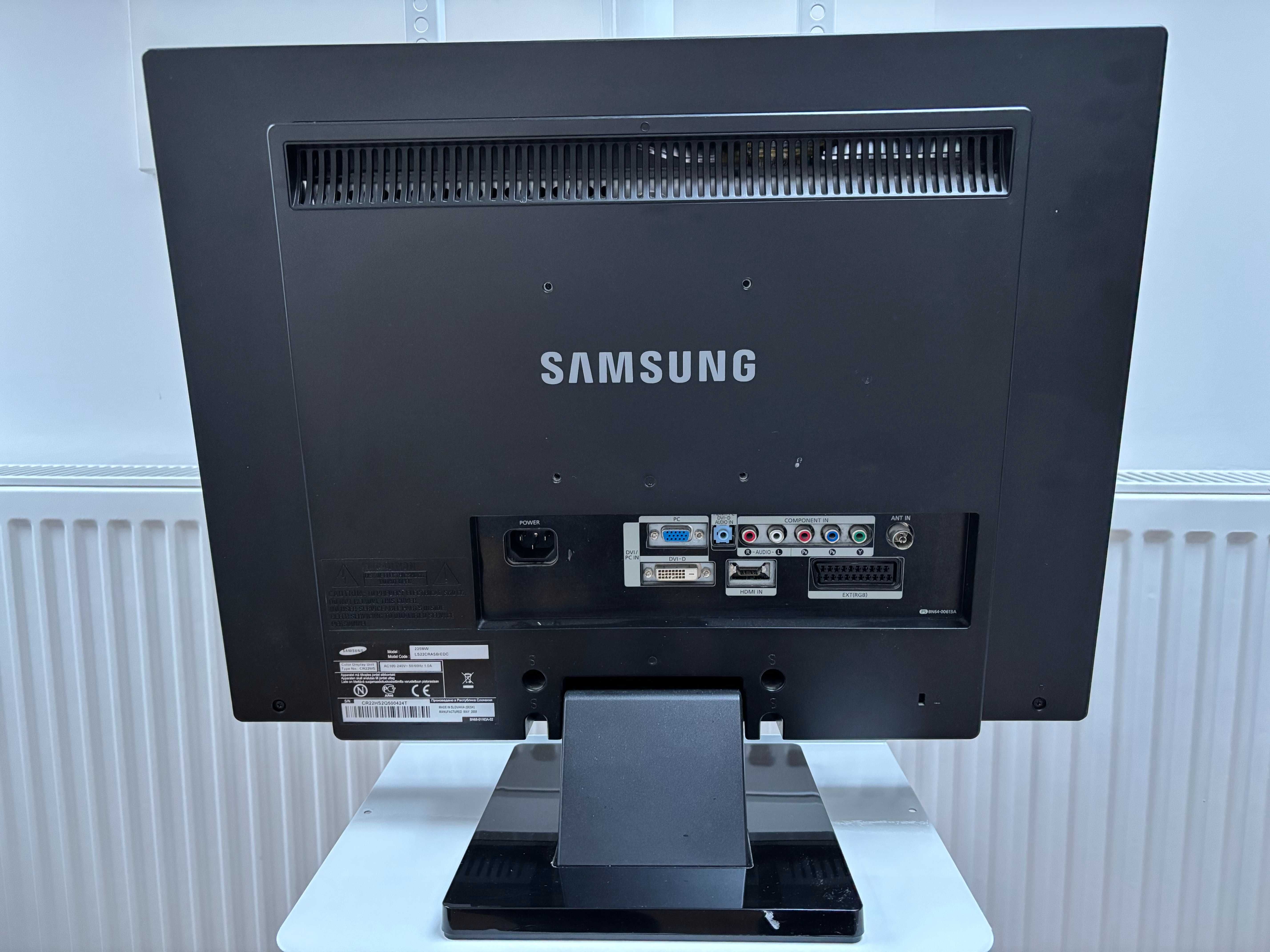 Monitor Samsung SyncMaster 225MW (1680 x 1050)  22"