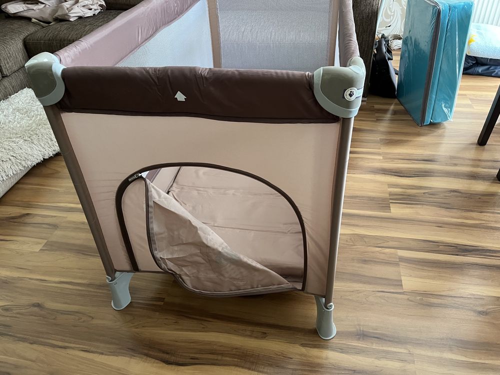 Łóżeczko turystyczne BabyDesign