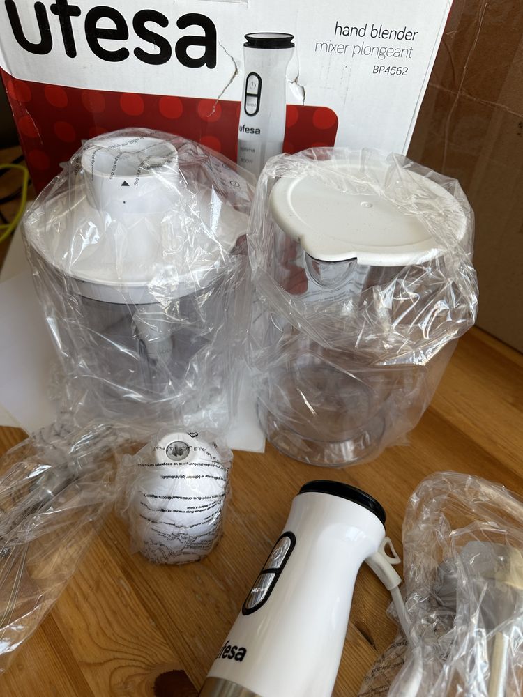 Blender ręczny Ufesa BP4562 Optima 800W biały