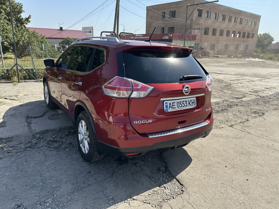 Продам Nissan Rogue